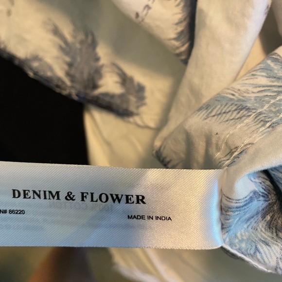 Light weight summer shirt. - Picture 4 of 5